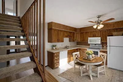 2101 Chatalet Lane #H, Pueblo, CO 81005 - Photo 4