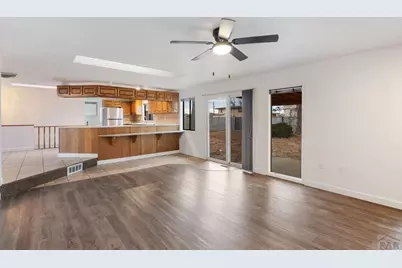 609 E 5th St, Pueblo, CO 81001 - Photo 4