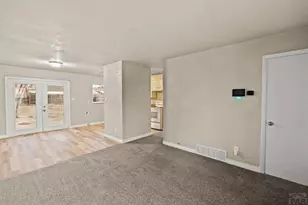 1818 Seminole Ln, Pueblo, CO 81001 - Photo 4