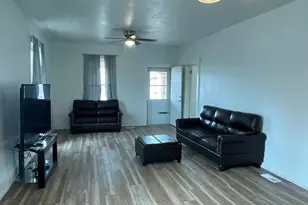 1122 E 4th Ave, Pueblo, CO 81001 - Photo 10