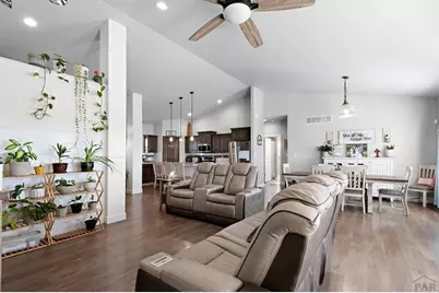 698 W McCulloch Blvd, Pueblo West, CO 81007 - Photo 12