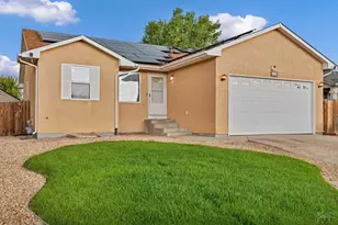 2319 Longhorn Dr, Pueblo, CO 81008 - Photo 2