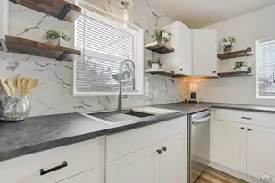 814 W 15th St, Pueblo, CO 81003 - Photo 18