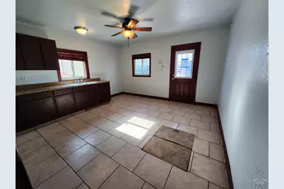 1019 E Abriendo Ave, Pueblo, CO 81004 - Photo 6