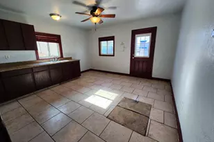 1019 E Abriendo Ave, Pueblo, CO 81004 - Photo 6