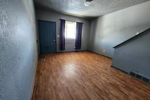 1019 E Abriendo Ave, Pueblo, CO 81004 - Photo 4