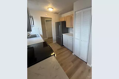 1617 W 16th St, Pueblo, CO 81003 - Photo 2
