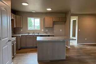 5208 Gannet Ln, Pueblo, CO 81008 - Photo 4