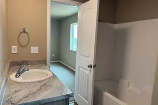 5208 Gannet Ln, Pueblo, CO 81008 - Photo 12