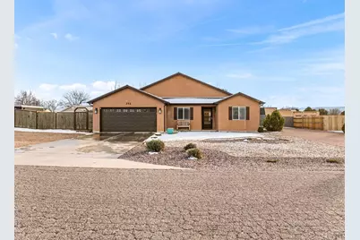 372 W Burke Dr, Pueblo West, CO 81007 - Photo 2