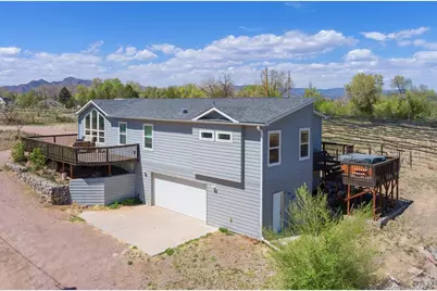 1704 Willow St, Canon City, CO 81212 - Photo 2