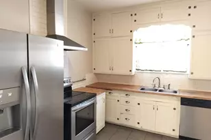 2042 E Routt Ave, Pueblo, CO 81004 - Photo 6