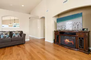 4911 Applecrest Dr, Pueblo, CO 81005 - Photo 8