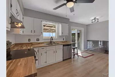 4012 Crestview Dr, Pueblo, CO 81008 - Photo 8