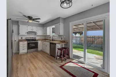 4012 Crestview Dr, Pueblo, CO 81008 - Photo 6