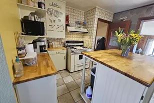 1222 E 3rd St, Pueblo, CO 81001 - Photo 6