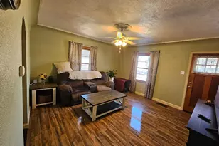 1222 E 3rd St, Pueblo, CO 81001 - Photo 22