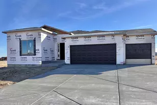 1170 E Kirkwood Dr, Pueblo West, CO 81007 - Photo 1