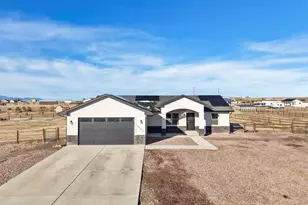 1487 E Arrowwood, Pueblo West, CO 81007 - Photo 2