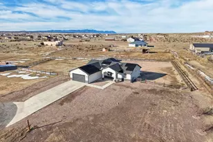 1487 E Arrowwood, Pueblo West, CO 81007 - Photo 4