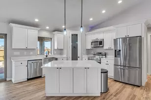 1025 N Dalton Brothers Dr, Pueblo West, CO 81007 - Photo 10