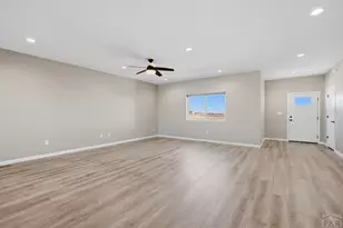 1619 N Calle Rosa Dr, Pueblo, CO 81007 - Photo 6