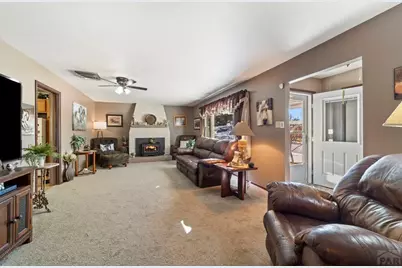 1614 Horseshoe Dr, Pueblo, CO 81001 - Photo 26
