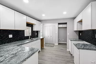 1239 Carteret Ave, Pueblo, CO 81004 - Photo 10