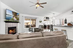 842 Barn Owl Dr, Fountain, CO 80817 - Photo 2