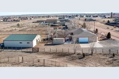 683 E Paradise Dr, Pueblo West, CO 81007 - Photo 36