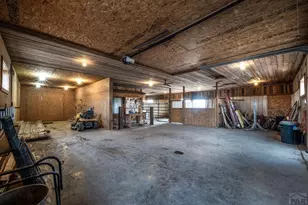 683 E Paradise Dr, Pueblo West, CO 81007 - Photo 38