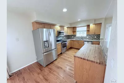 190 S Circle Dr, Pueblo West, CO 81007 - Photo 10