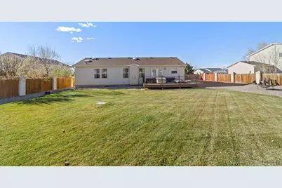 190 S Circle Dr, Pueblo West, CO 81007 - Photo 32