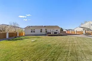 190 S Circle Dr, Pueblo West, CO 81007 - Photo 32