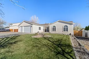 190 S Circle Dr, Pueblo West, CO 81007 - Photo 30