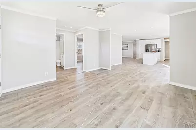 105 E Cellini Dr, Pueblo, CO 81007 - Photo 8