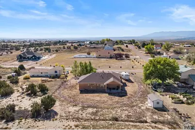 2093 W Guadalupe Dr, Pueblo West, CO 81007 - Photo 10