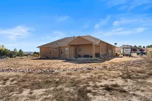 2093 W Guadalupe Dr, Pueblo West, CO 81007 - Photo 8