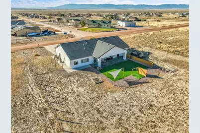 527 E Auburn Ave, Pueblo West, CO 81007 - Photo 40