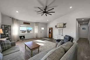 527 E Auburn Ave, Pueblo West, CO 81007 - Photo 10