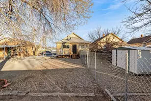 1807 Spruce St, Pueblo, CO 81004 - Photo 18