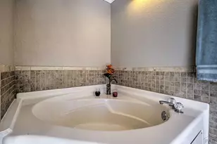 2912 Cascade Ave, Pueblo, CO 81008 - Photo 16