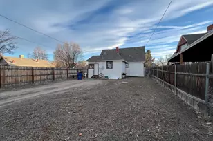 901 W 14th St, Pueblo, CO 81003 - Photo 18