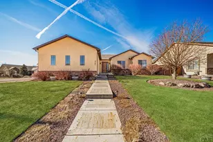 5707 Mark Twain Ln, Pueblo, CO 81008 - Photo 2