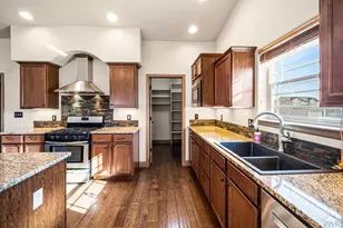 5707 Mark Twain Ln, Pueblo, CO 81008 - Photo 10