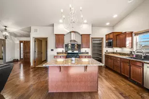 5707 Mark Twain Ln, Pueblo, CO 81008 - Photo 6