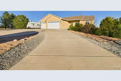 36 S Rolling Prairie Dr, Pueblo West, CO 81007 - Photo 4