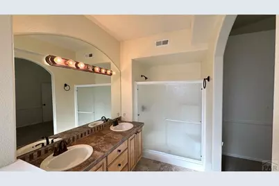 956 Peachcrest Dr, Pueblo, CO 81005 - Photo 8