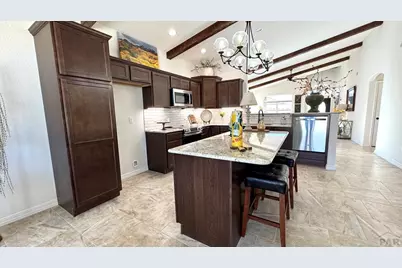 806 Thorncrest Dr, Pueblo, CO 81005 - Photo 6