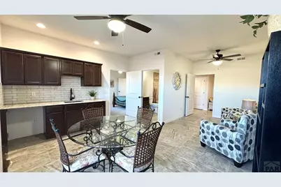 806 Thorncrest Dr, Pueblo, CO 81005 - Photo 12